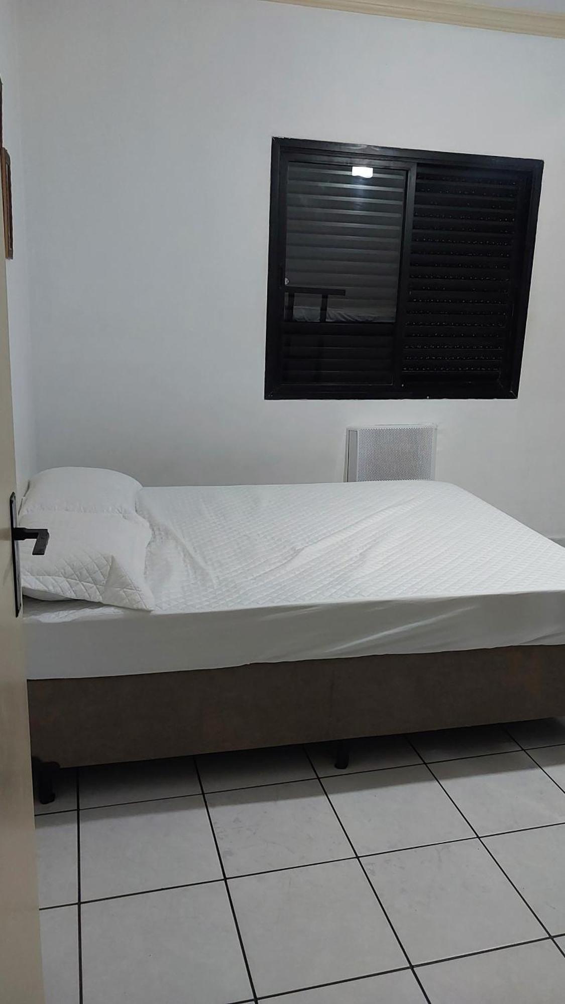 Apartamento Гуаружа Екстериор снимка