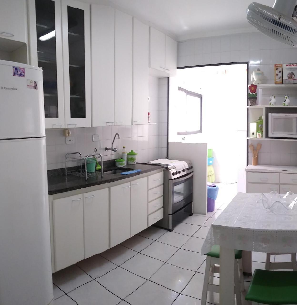 Apartamento Гуаружа Екстериор снимка